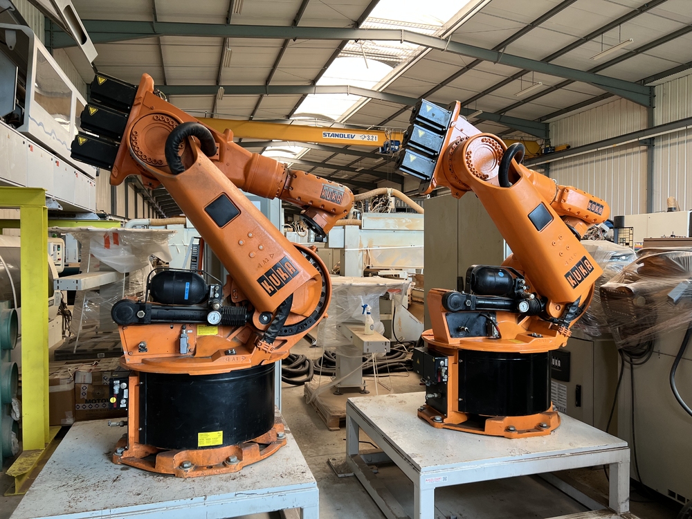 Industrial 6 axis articulated robot KUKA KR125 - B1632 bis Image 1