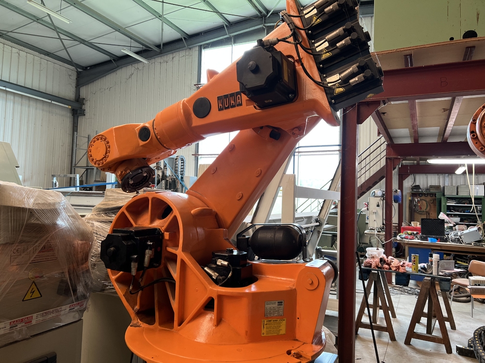 Industrial 6 axis articulated robot KUKA KR150 - B1626 Image 6
