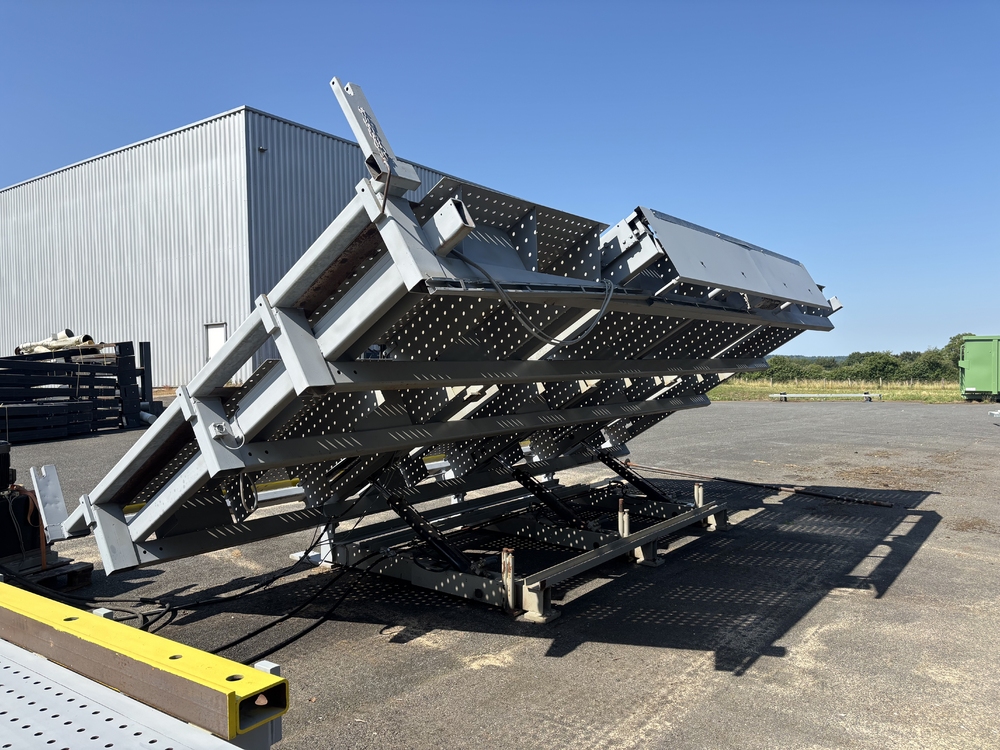 Wood frame production tables HESS - C3069 Image 3