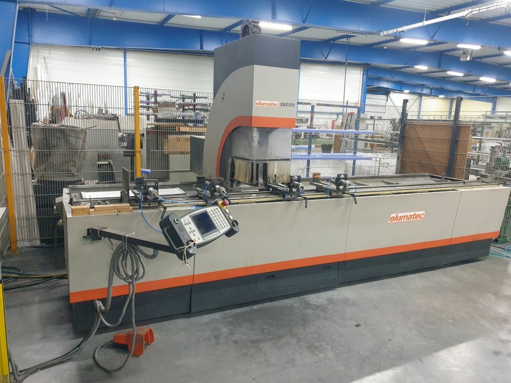 Centre d'usinage aluminium ELUMATEC SBZ 122 Image 1